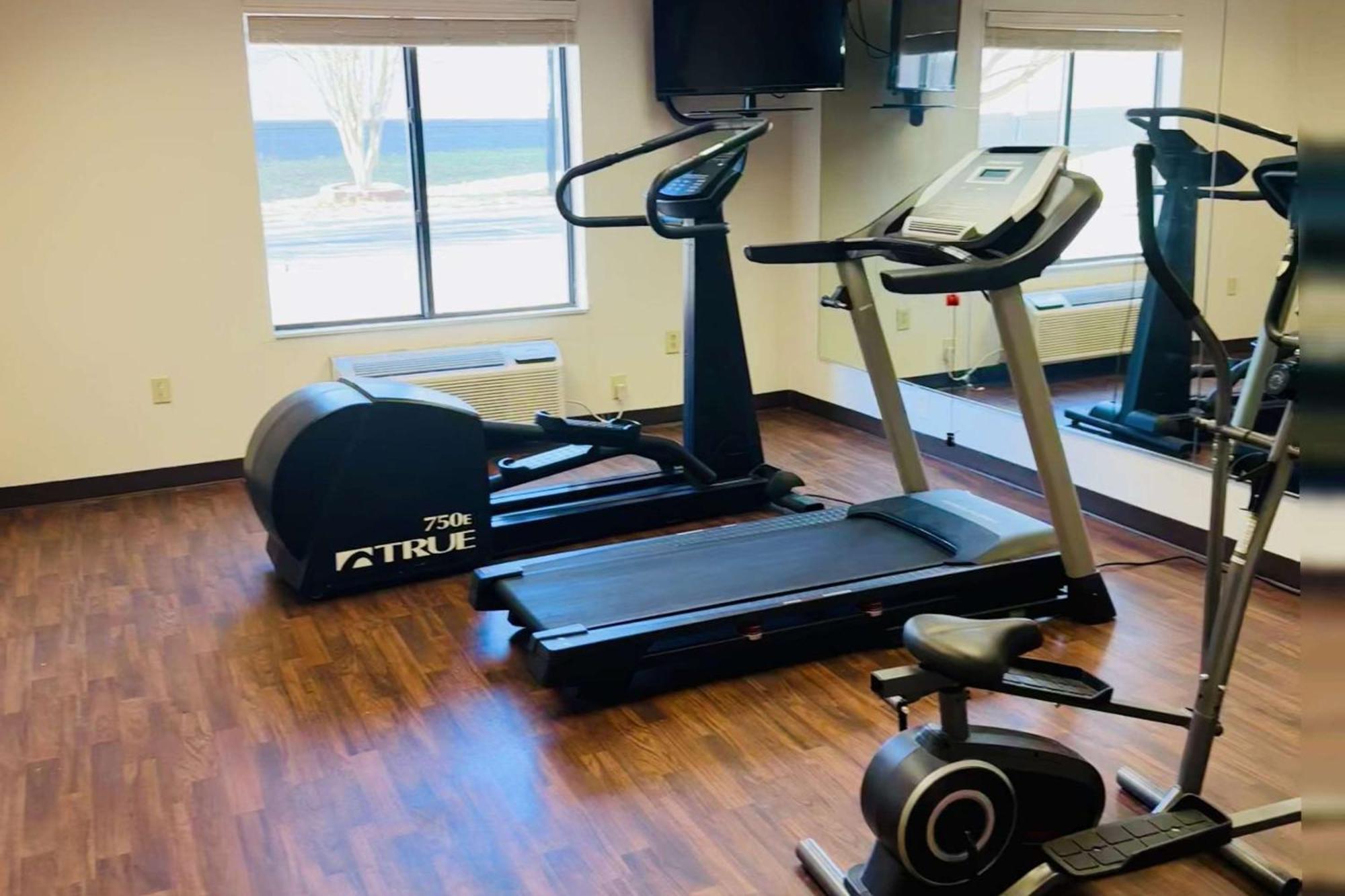 Clarion Pointe Albemarle Hotel Luaran gambar