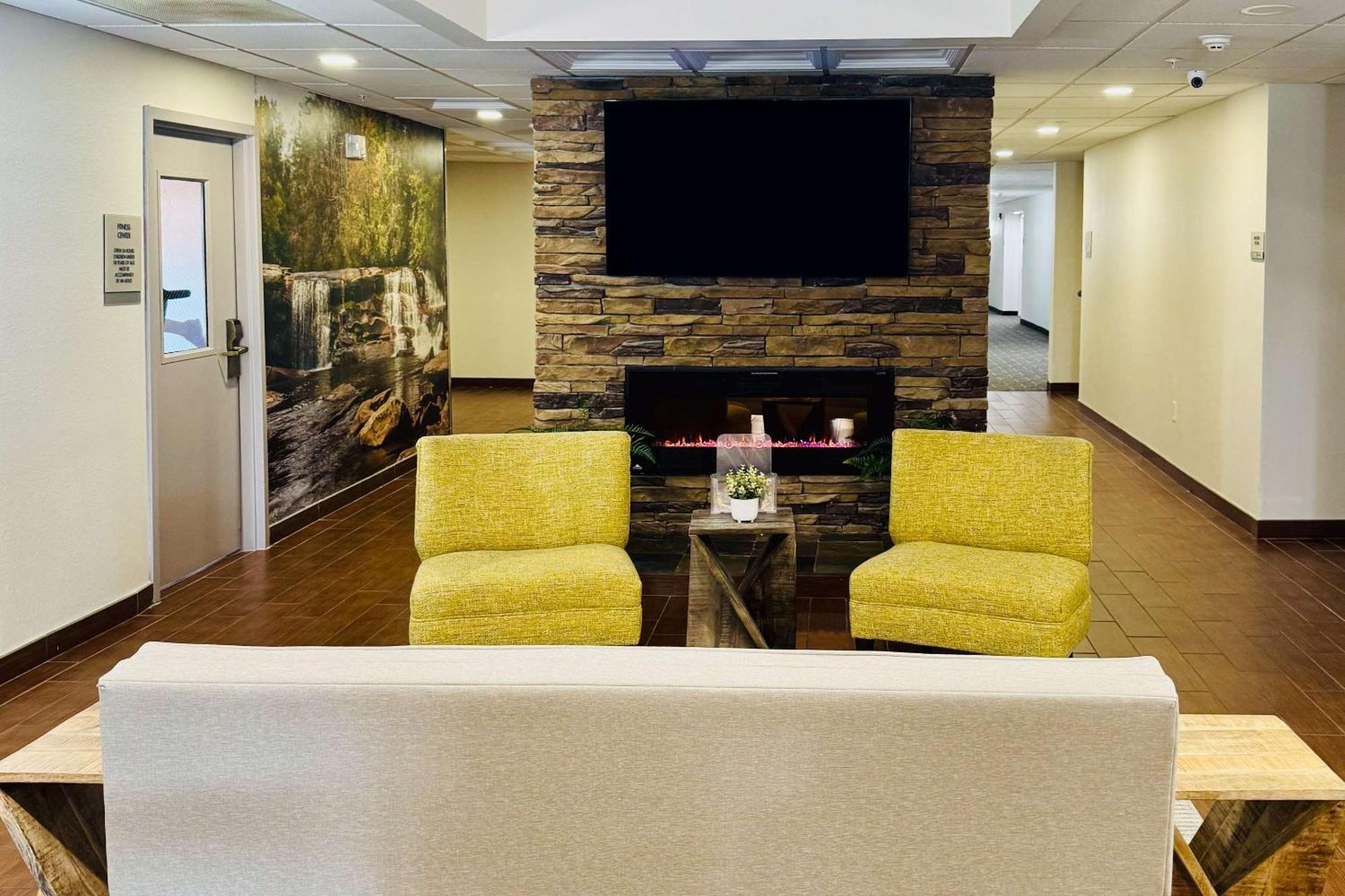 Clarion Pointe Albemarle Hotel Luaran gambar