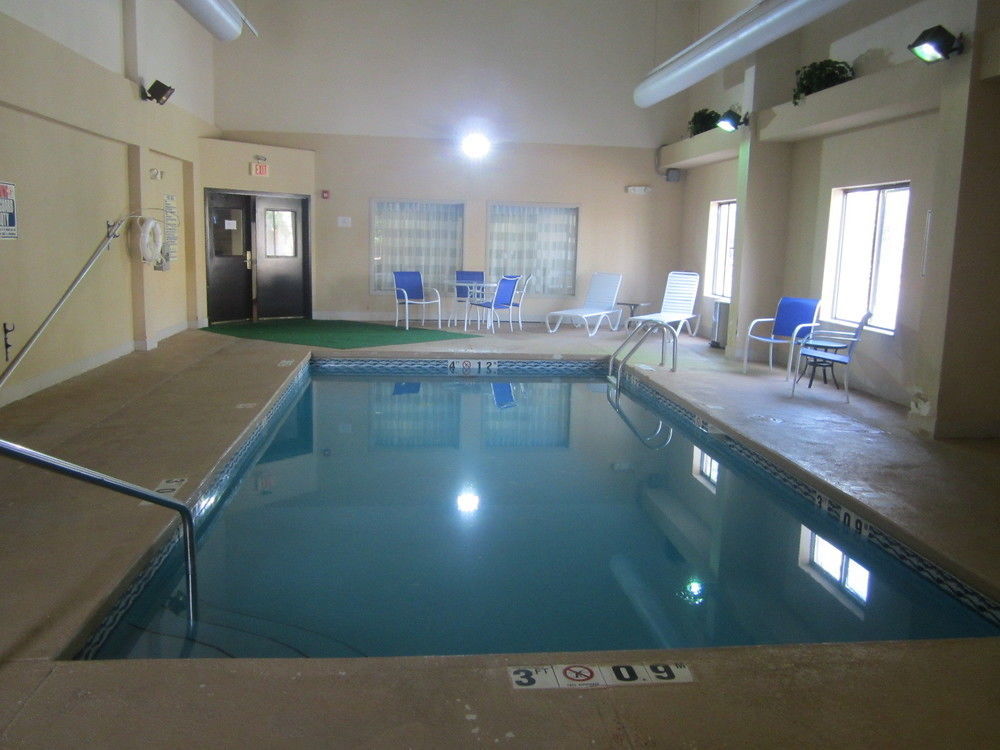 Clarion Pointe Albemarle Hotel Luaran gambar