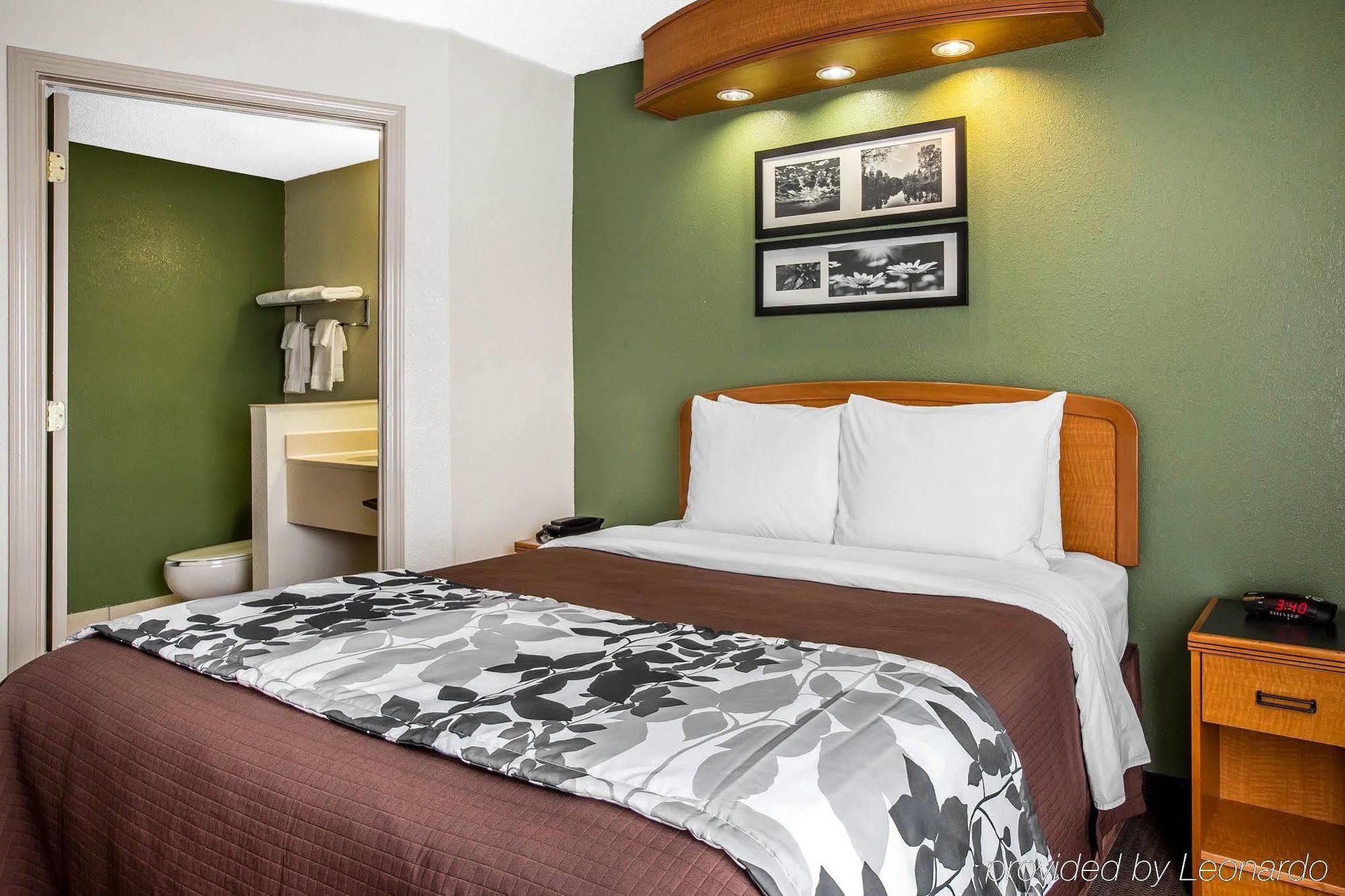 Clarion Pointe Albemarle Hotel Luaran gambar