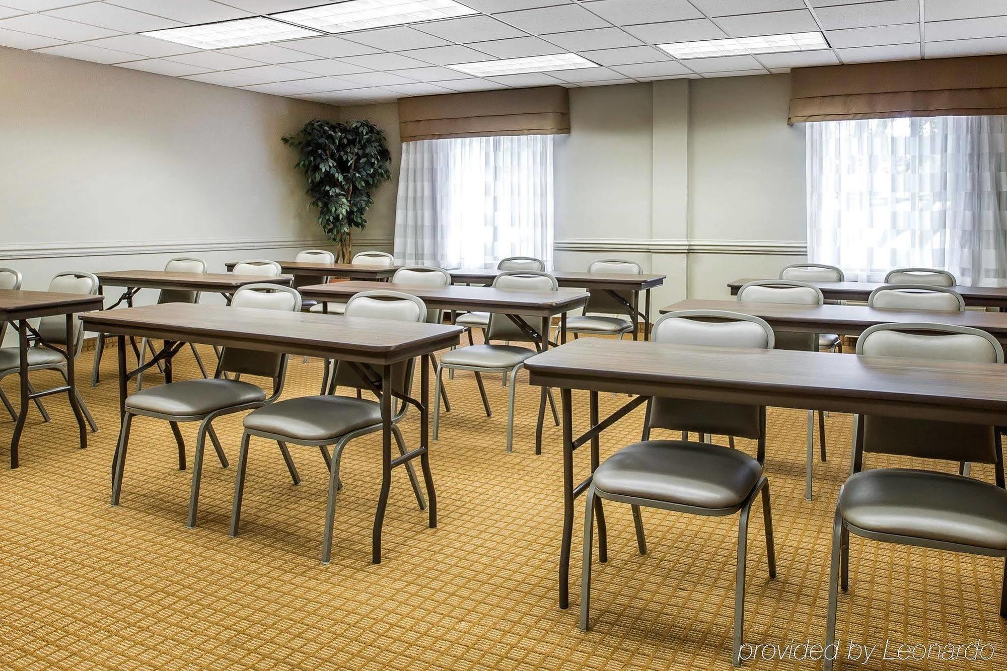 Clarion Pointe Albemarle Hotel Luaran gambar